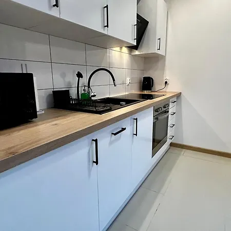 Island Modern Box